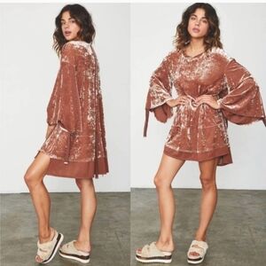 phaht city dress rose all day velvet xs